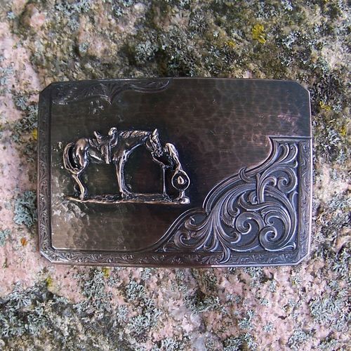 Montana Silversmiths Roughout Buckle "First Kiss"